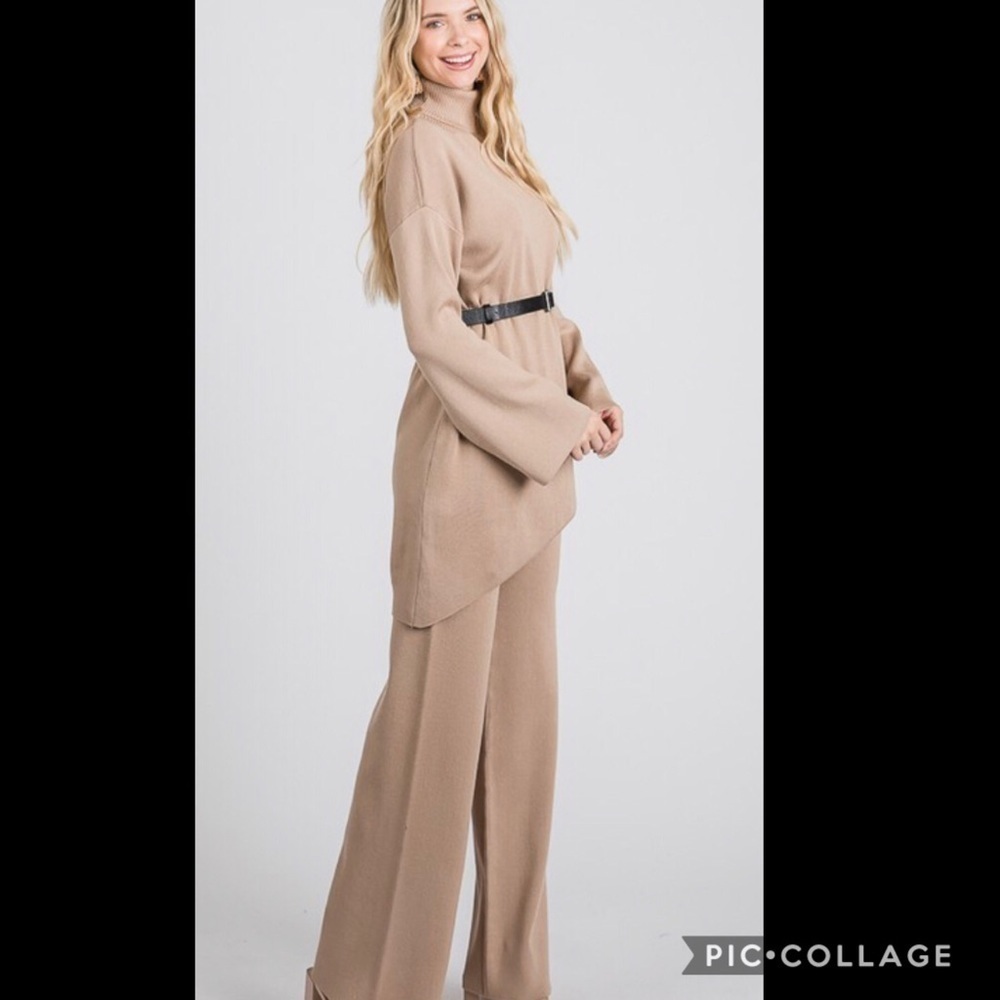 SALE!! Beautiful! Two Piece Sand Color Top & Pants - Picture 2 of 6